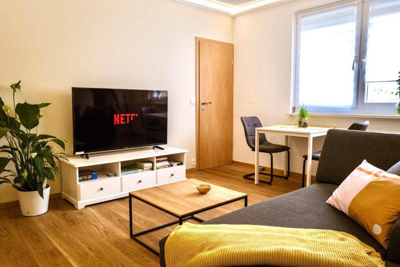 Zentrumsnahe Leipzig-Apartments, Nahe Ufz Und Bmw Inkl Parkplatz Und Fahrraeder Kültér fotó